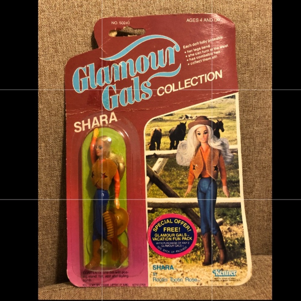 Glamour Gals: Shara